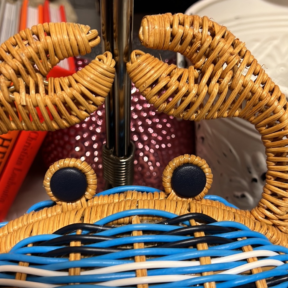Kate Spade Pinch Me Crab Crossbody - Picture 4 of 7